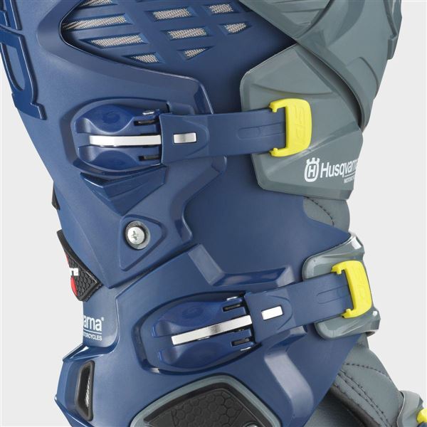 Crossfire 3 SRS Boots